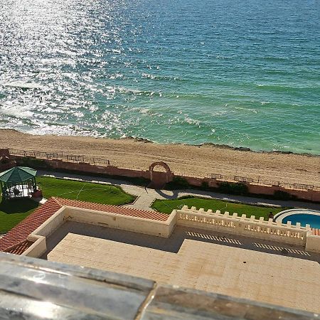 Panorama Apartment With A Charming Sea And Swimming Pool View Near Alexandria With Free Wifi شقة باطلالة ساحرة على البحر وحمام السباحة Exterior foto