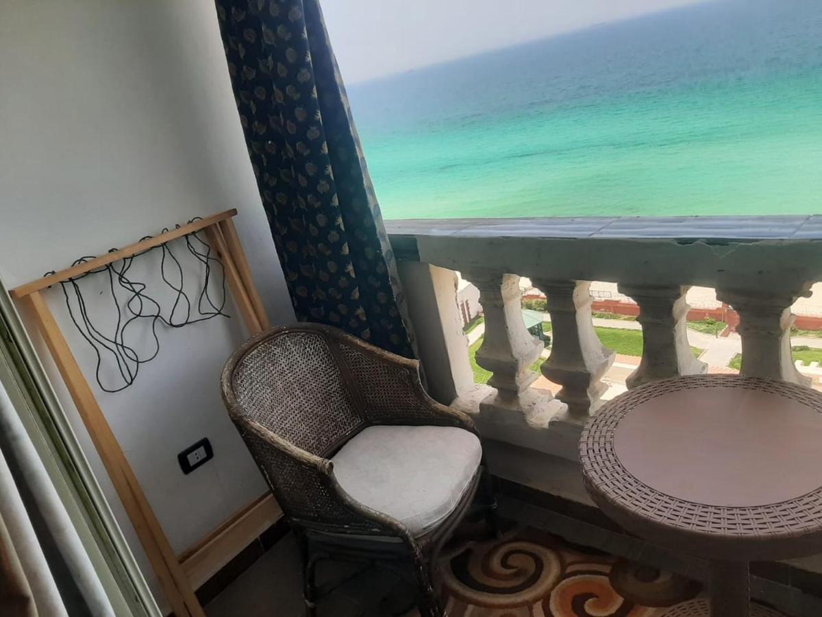 Panorama Apartment With A Charming Sea And Swimming Pool View Near Alexandria With Free Wifi شقة باطلالة ساحرة على البحر وحمام السباحة Exterior foto