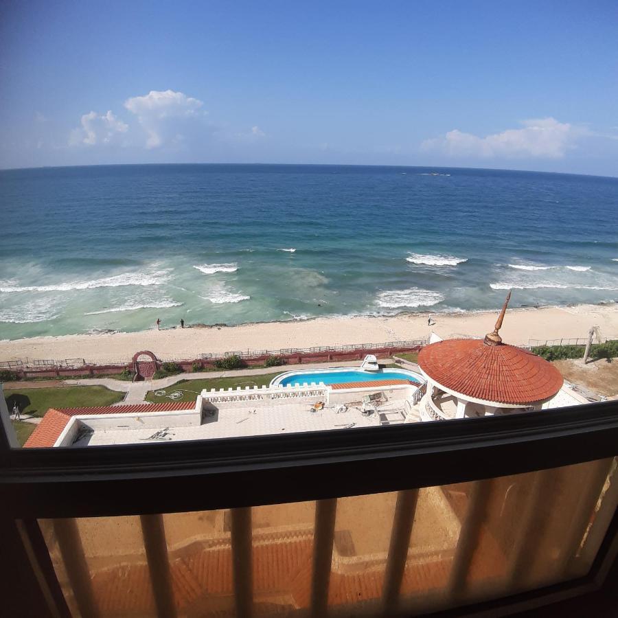 Panorama Apartment With A Charming Sea And Swimming Pool View Near Alexandria With Free Wifi شقة باطلالة ساحرة على البحر وحمام السباحة Exterior foto