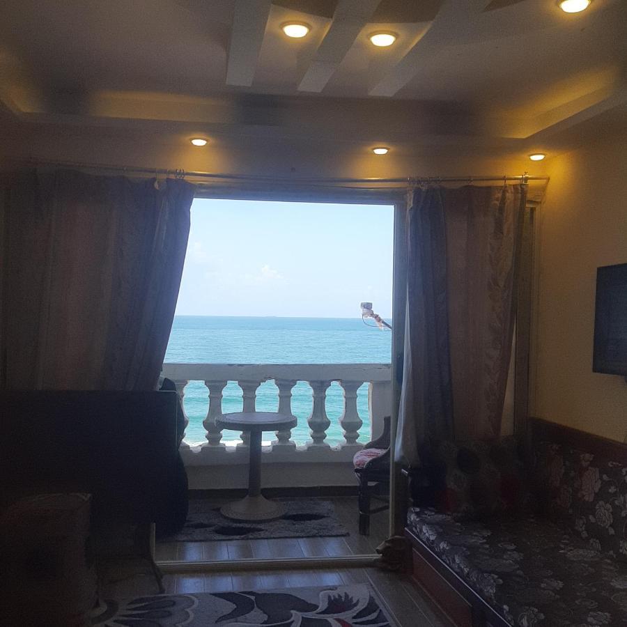 Panorama Apartment With A Charming Sea And Swimming Pool View Near Alexandria With Free Wifi شقة باطلالة ساحرة على البحر وحمام السباحة Exterior foto